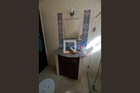 Casa à venda com 450m², 5 quartos e 2 vagasBanheiro 2