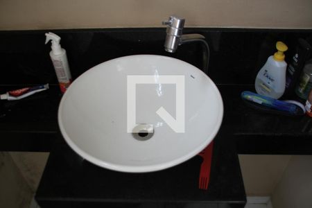 Casa à venda com 350m², 4 quartos e 3 vagasBanheiro - Torneira