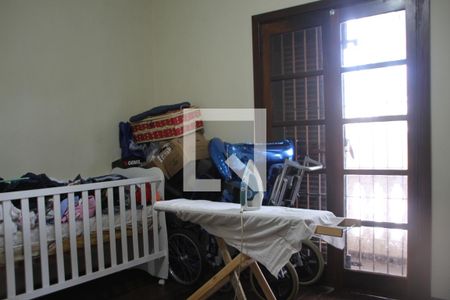 Casa à venda com 350m², 4 quartos e 3 vagasDorimitorio 2