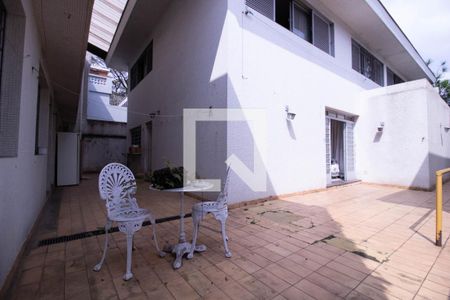 Casa para alugar com 379m², 5 quartos e 2 vagasÁrea comum