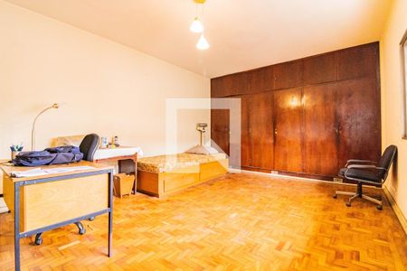 Casa para alugar com 379m², 5 quartos e 2 vagasQuarto 2