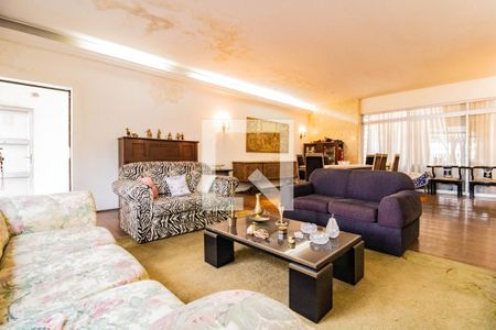 Casa para alugar com 379m², 5 quartos e 2 vagasSala de Estar