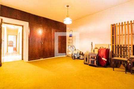 Casa para alugar com 379m², 5 quartos e 2 vagasQuarto 1