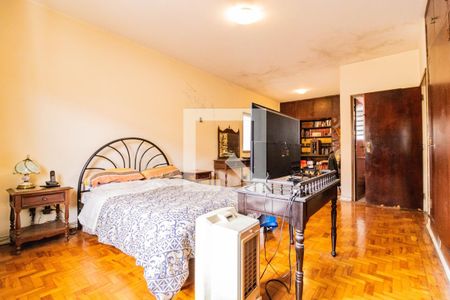 Casa para alugar com 379m², 5 quartos e 2 vagasSuíte 1