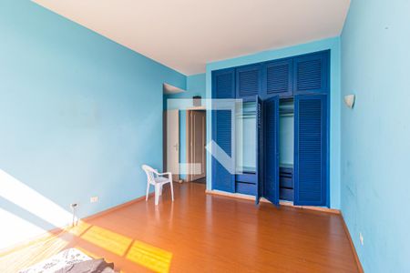 Apartamento à venda com 205m², 3 quartos e 1 vaga Apartamento à venda com 205m², 3 quartos e 1 vagaSuite