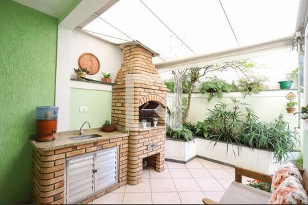 Casa à venda com 185m², 3 quartos e 4 vagas Casa à venda com 185m², 3 quartos e 4 vagasTerraço