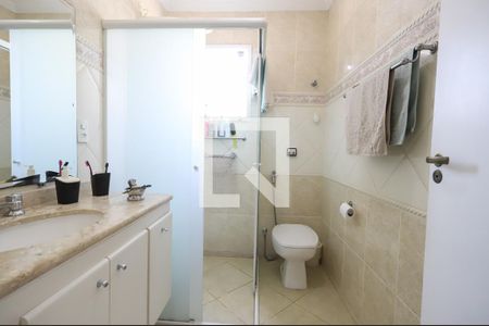 Casa à venda com 185m², 3 quartos e 4 vagas Casa à venda com 185m², 3 quartos e 4 vagasSuíte 1 Banheiro