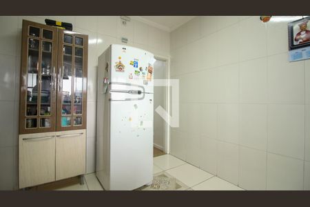 Casa à venda com 125m², 2 quartos e 2 vagas Casa à venda com 125m², 2 quartos e 2 vagasCozinha