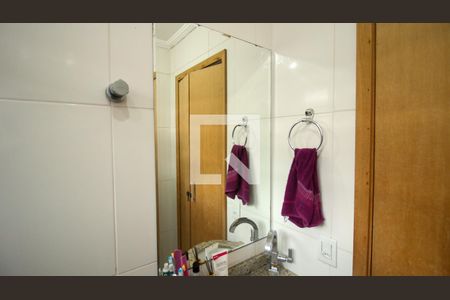 Casa à venda com 125m², 2 quartos e 2 vagas Casa à venda com 125m², 2 quartos e 2 vagasBanheiro