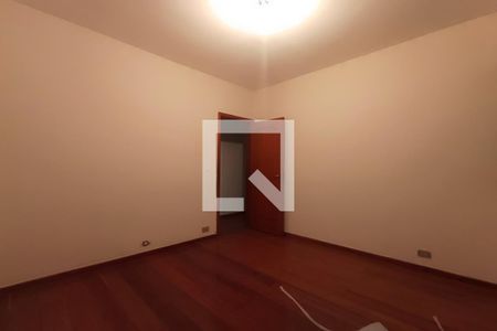 Quarto 1 de apartamento para alugar com 3 quartos, 120m² em Jardim Guanabara, Rio de Janeiro