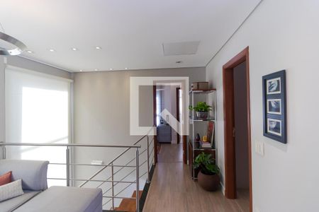 Casa de condomínio à venda com 184m², 3 quartos e 4 vagas Casa de condomínio à venda com 184m², 3 quartos e 4 vagasHall Íntimo