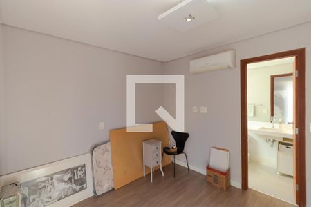 Casa de condomínio à venda com 184m², 3 quartos e 4 vagas Casa de condomínio à venda com 184m², 3 quartos e 4 vagasSuite 03