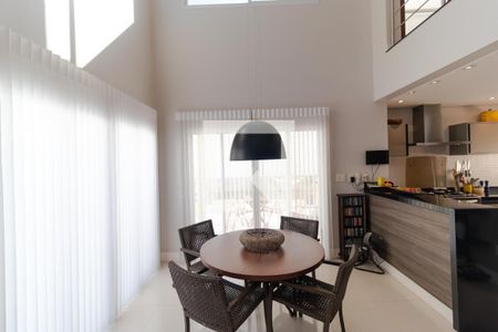 Casa de condomínio à venda com 184m², 3 quartos e 4 vagas Casa de condomínio à venda com 184m², 3 quartos e 4 vagasSalas