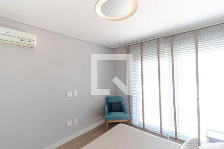 Casa de condomínio à venda com 184m², 3 quartos e 4 vagas Casa de condomínio à venda com 184m², 3 quartos e 4 vagasSuite 02