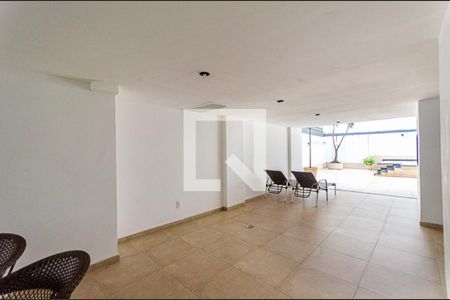 Apartamento à venda com 237m², 4 quartos e 2 vagas Apartamento à venda com 237m², 4 quartos e 2 vagasÁrea comum - Salão de festas