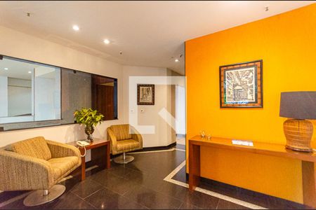 Apartamento à venda com 237m², 4 quartos e 2 vagas Apartamento à venda com 237m², 4 quartos e 2 vagasEntrada