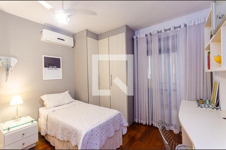Apartamento à venda com 237m², 4 quartos e 2 vagas Apartamento à venda com 237m², 4 quartos e 2 vagasSuite 3