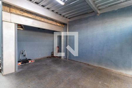 Casa à venda com 130m², 3 quartos e 2 vagasGaragem