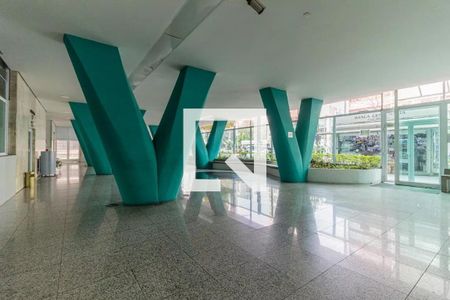 Apartamento para alugar com 104m², 2 quartos e sem vaga Apartamento para alugar com 104m², 2 quartos e sem vagaÁrea comum - Hall Social