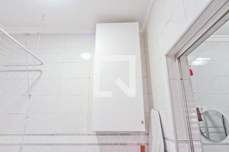 Casa à venda com 250m², 4 quartos e 2 vagas Casa à venda com 250m², 4 quartos e 2 vagasÁrea de Serviço