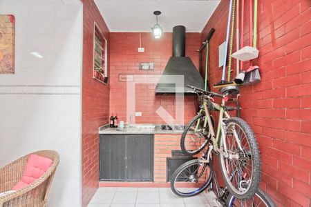 Casa à venda com 250m², 4 quartos e 2 vagas Casa à venda com 250m², 4 quartos e 2 vagasQuintal