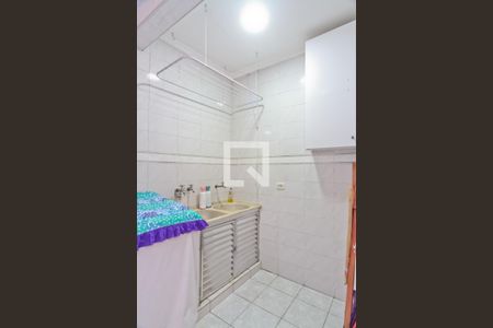 Casa à venda com 250m², 4 quartos e 2 vagas Casa à venda com 250m², 4 quartos e 2 vagasÁrea de Serviço