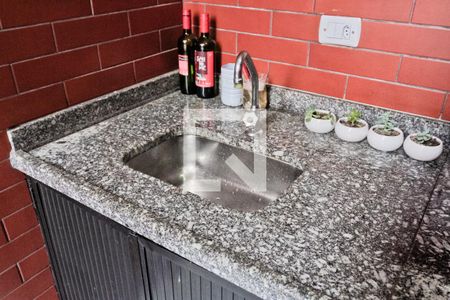 Casa à venda com 250m², 4 quartos e 2 vagas Casa à venda com 250m², 4 quartos e 2 vagasQuintal