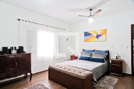 Casa à venda com 250m², 4 quartos e 2 vagas Casa à venda com 250m², 4 quartos e 2 vagasSuíte