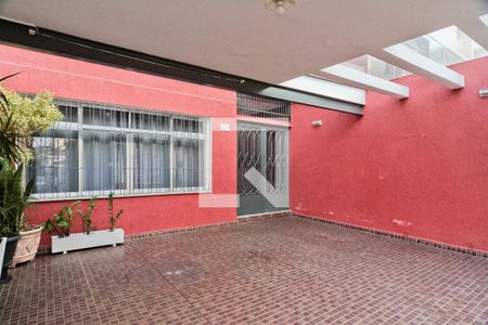 Casa à venda com 250m², 4 quartos e 2 vagas Casa à venda com 250m², 4 quartos e 2 vagasGaragem