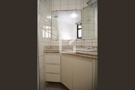 Apartamento para alugar com 120m², 2 quartos e 1 vagaBanheiro da Suíte