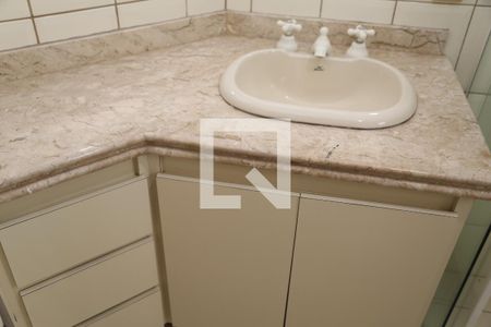 Apartamento para alugar com 120m², 2 quartos e 1 vagaBanheiro da Suíte