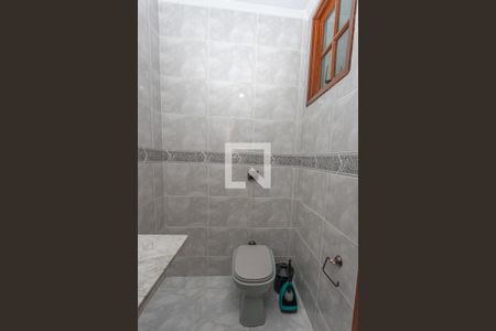 Casa à venda com 431m², 4 quartos e 8 vagas Casa à venda com 431m², 4 quartos e 8 vagasLavabo