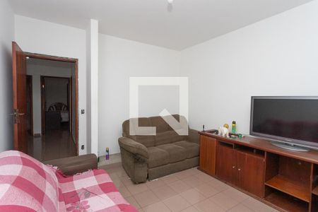 Casa à venda com 431m², 4 quartos e 8 vagas Casa à venda com 431m², 4 quartos e 8 vagasQuarto 1