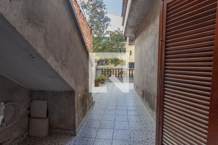 Casa à venda com 431m², 4 quartos e 8 vagas Casa à venda com 431m², 4 quartos e 8 vagasVaranda quarto 1