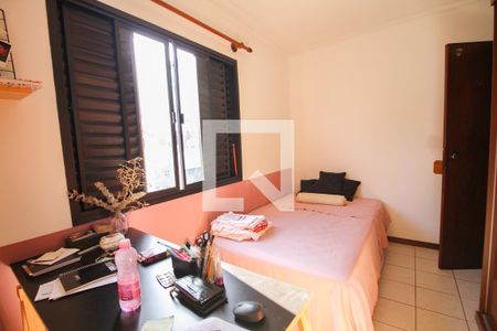 Casa à venda com 116m², 3 quartos e 3 vagasquarto 2