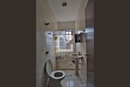 Casa à venda com 600m², 5 quartos e 2 vagasBanheiro de Serviço