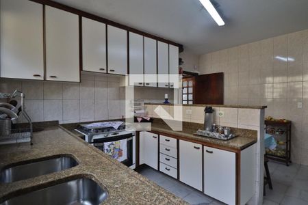 Casa à venda com 600m², 5 quartos e 2 vagasCozinha