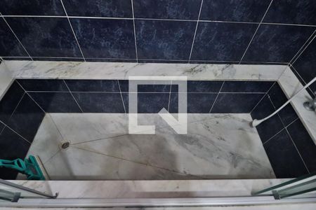 Casa à venda com 600m², 5 quartos e 2 vagasBanheiro do Quarto 1 e 2