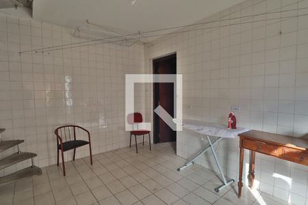 Casa à venda com 600m², 5 quartos e 2 vagasÁrea de Serviço