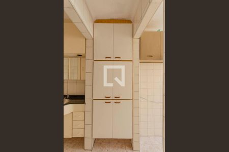 Apartamento à venda com 50m², 2 quartos e 1 vagaArmário