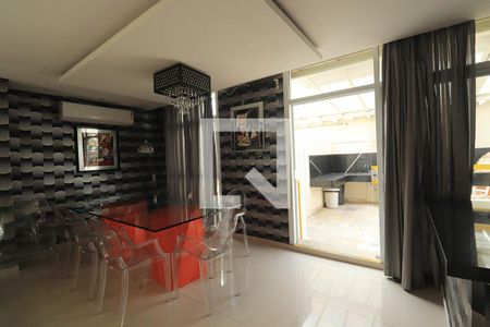 Apartamento à venda com 128m², 3 quartos e 3 vagasÁrea comum - Salão de festas