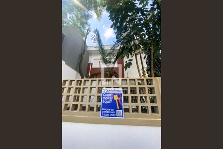 Casa à venda com 380m², 4 quartos e 4 vagasFachada