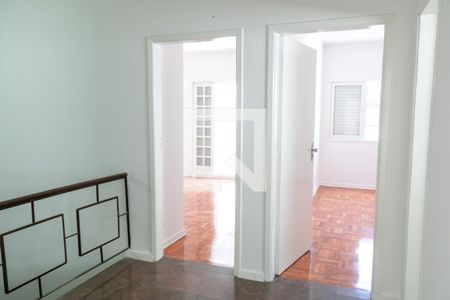 Casa à venda com 380m², 4 quartos e 4 vagasHall