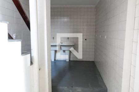 Casa à venda com 380m², 4 quartos e 4 vagasLavanderia