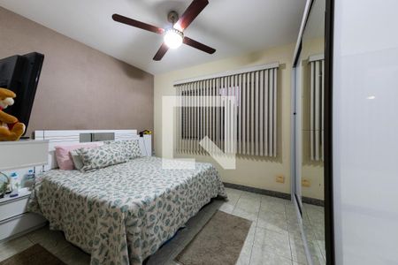 Casa à venda com 300m², 3 quartos e 6 vagas Casa à venda com 300m², 3 quartos e 6 vagasSuíte