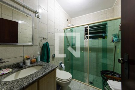 Casa à venda com 300m², 3 quartos e 6 vagas Casa à venda com 300m², 3 quartos e 6 vagasBanheiro da Suíte