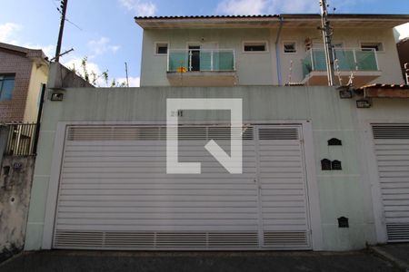 Casa à venda com 170m², 3 quartos e 3 vagasFachada