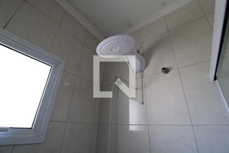 Casa à venda com 170m², 3 quartos e 3 vagasChuveiro banheiro da suíte 3