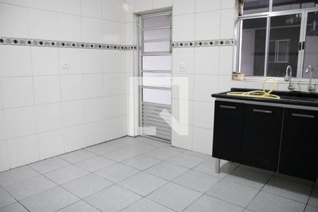 Casa à venda com 200m², 4 quartos e 1 vaga Casa à venda com 200m², 4 quartos e 1 vagaCozinha