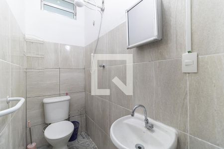 Casa à venda com 70m², 2 quartos e 1 vaga Casa à venda com 70m², 2 quartos e 1 vagaBanheiro